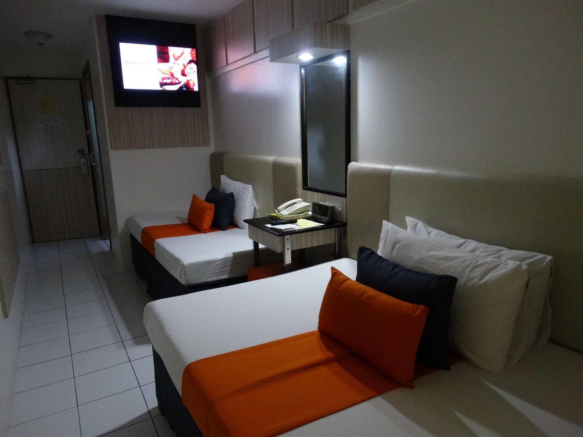Hostel 1632 Manila Exteriör bild
